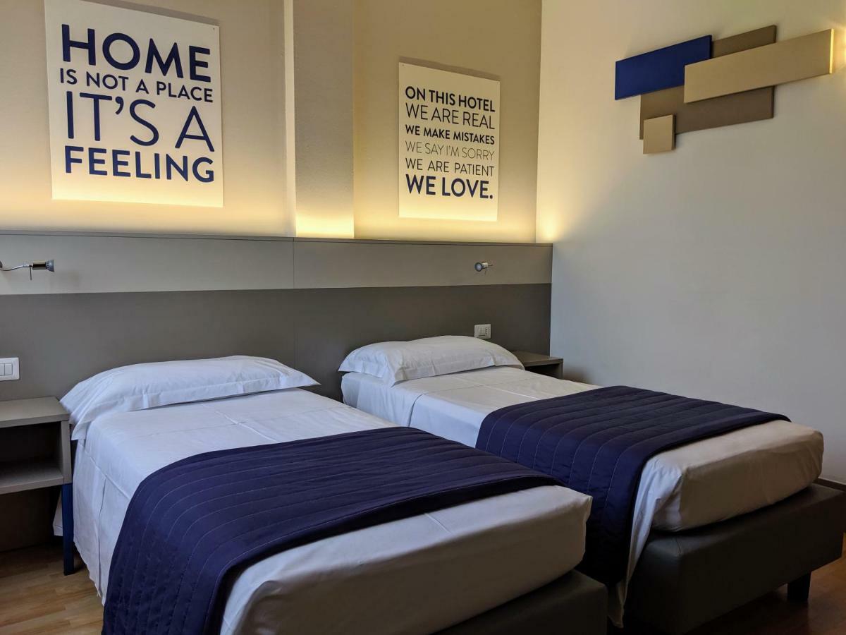 Hotel Martini Verona Esterno foto